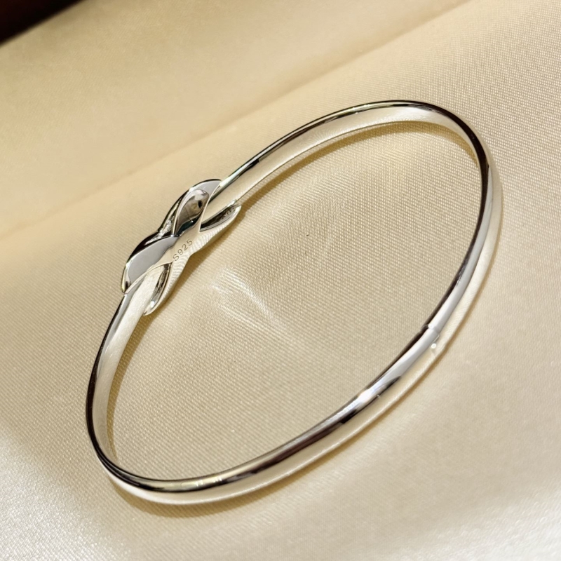 CHAUMET